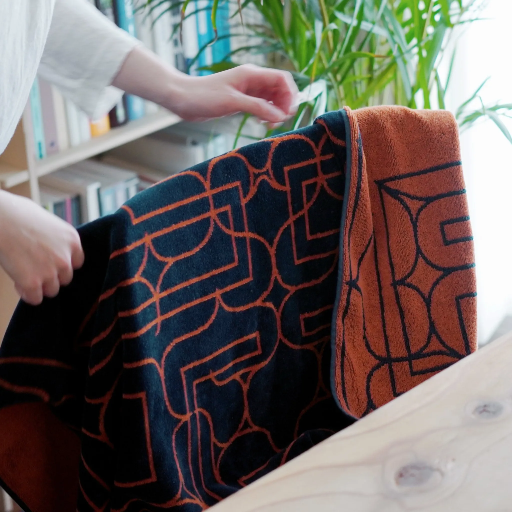 Ainu Pattern Imabari Towel Blanket cikarkarpe Navy and Orange - Image 3
