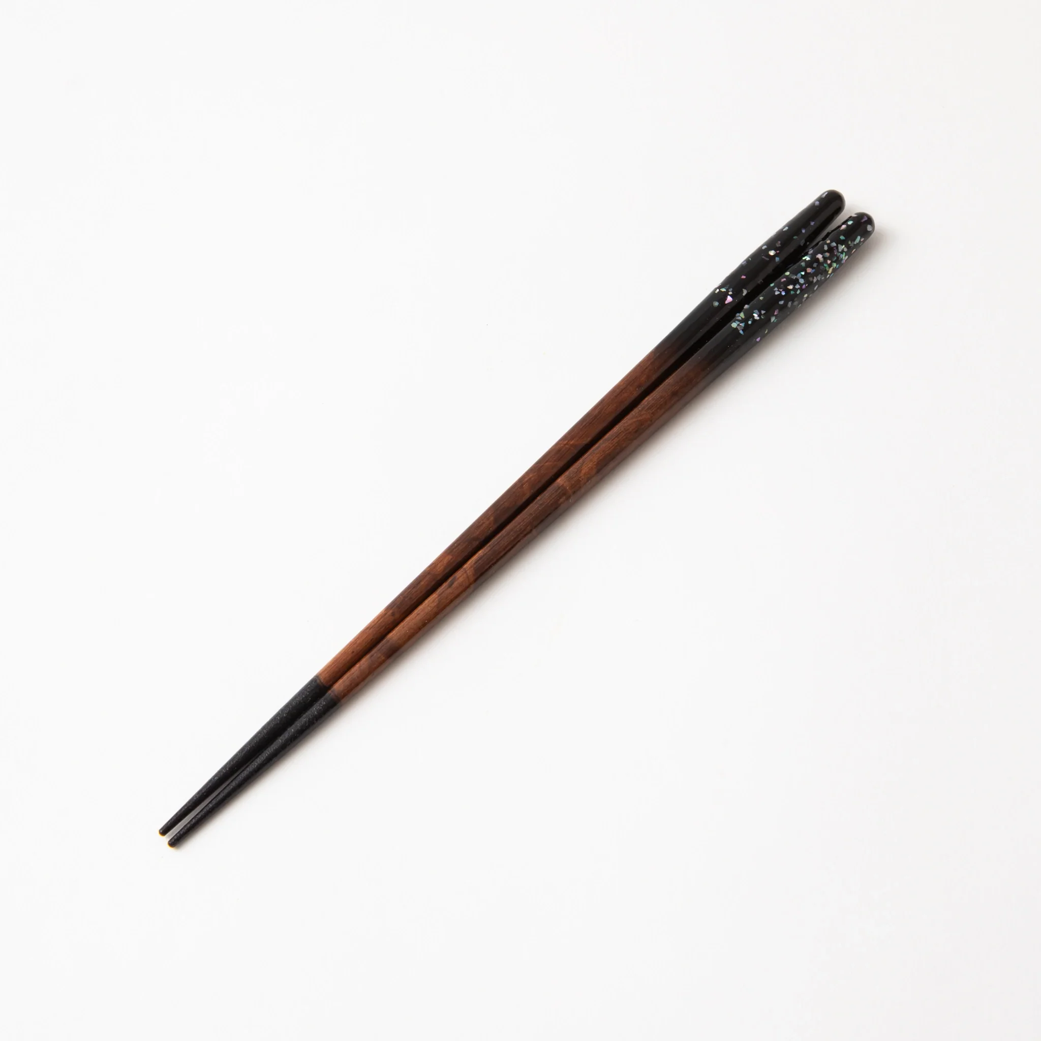 Isaribi Chopsticks and Paulownia Gift Box - Image 2