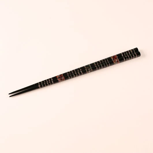 Kokko Wakasa Lacquer Chopsticks and Paulownia Gift Box - Image 3