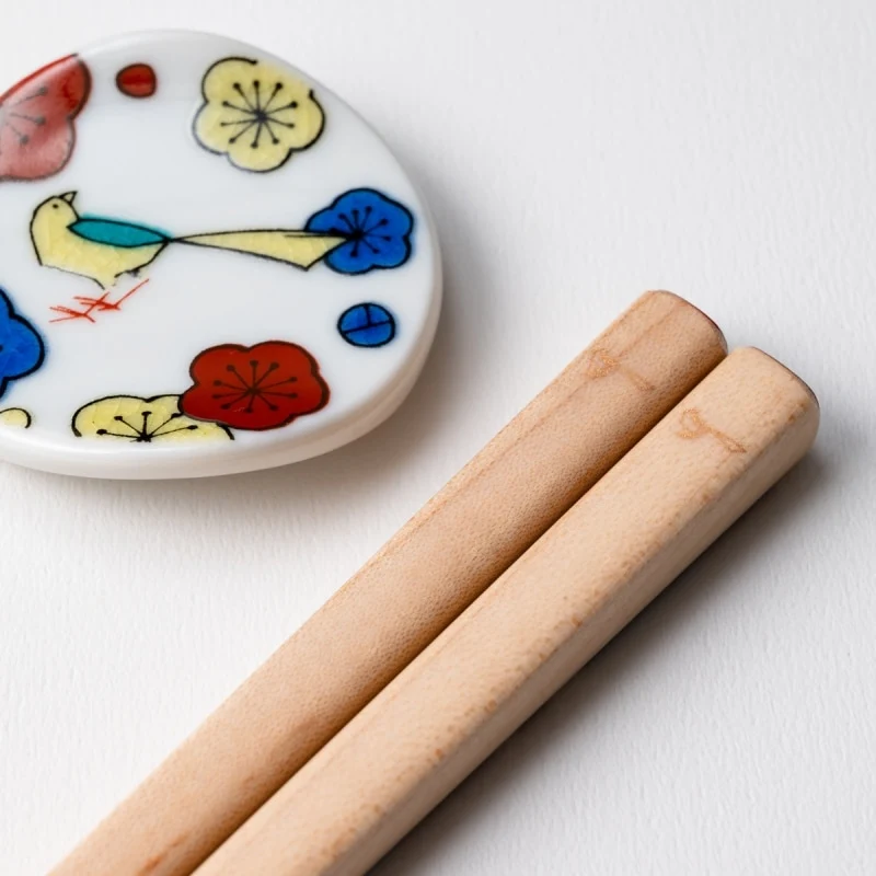 KUTANI SEAL Floral Chopsticks with Chopstick Rest (Plum/ Ume) - Image 3