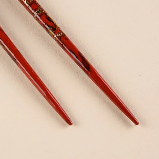 Kyonishiki Wakasa Lacquer Chopsticks and Paulownia Gift Box - Image 4