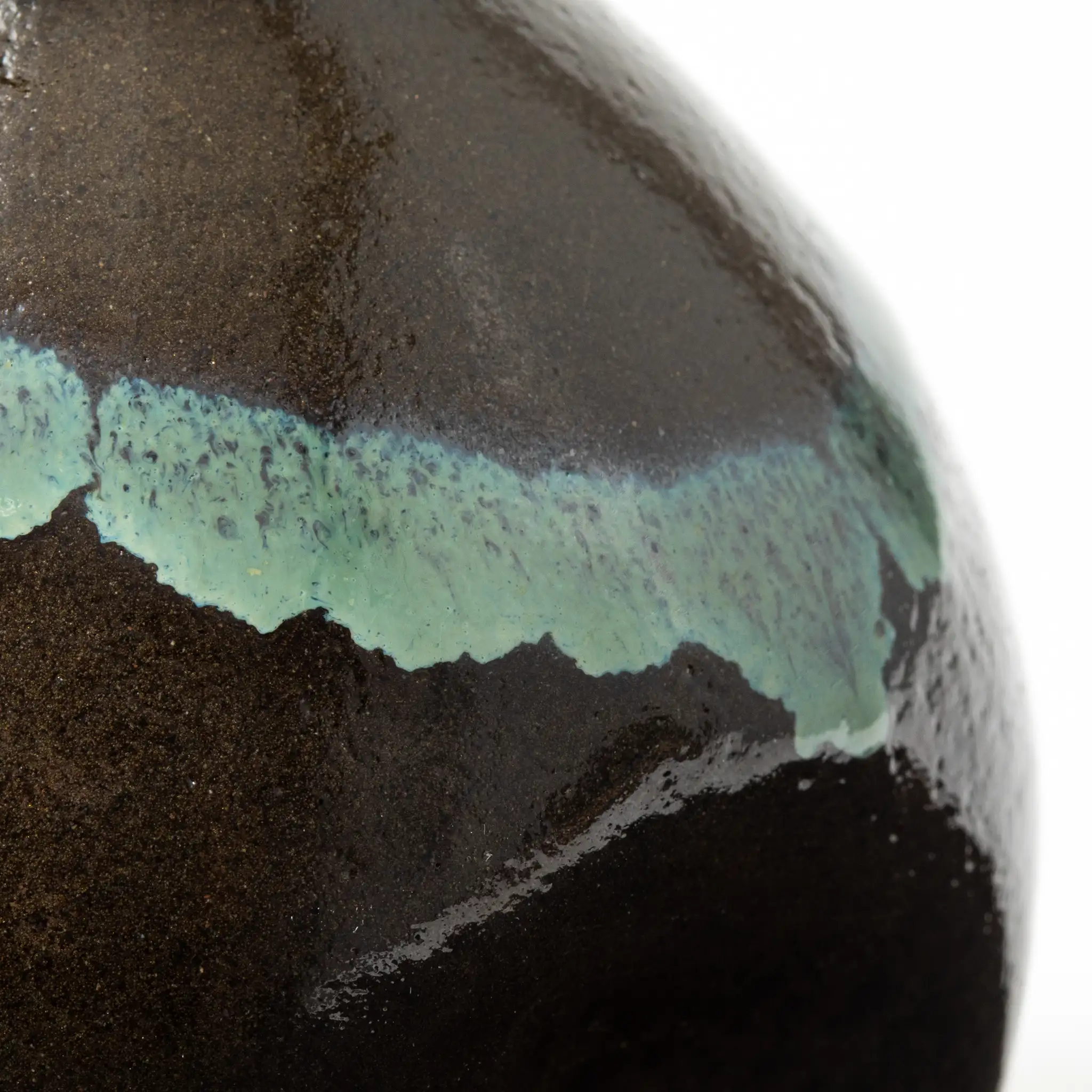 Ryumonji Yaki Pottery Sake Set Black Glaze - Image 3